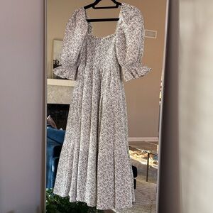 Nothing fits but Kiko Floral Print Smocked Dress